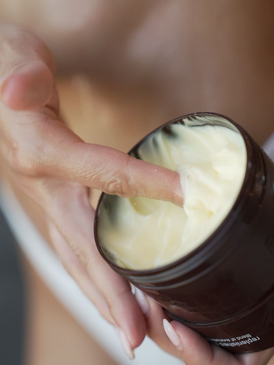 Using the Takkra hair mask