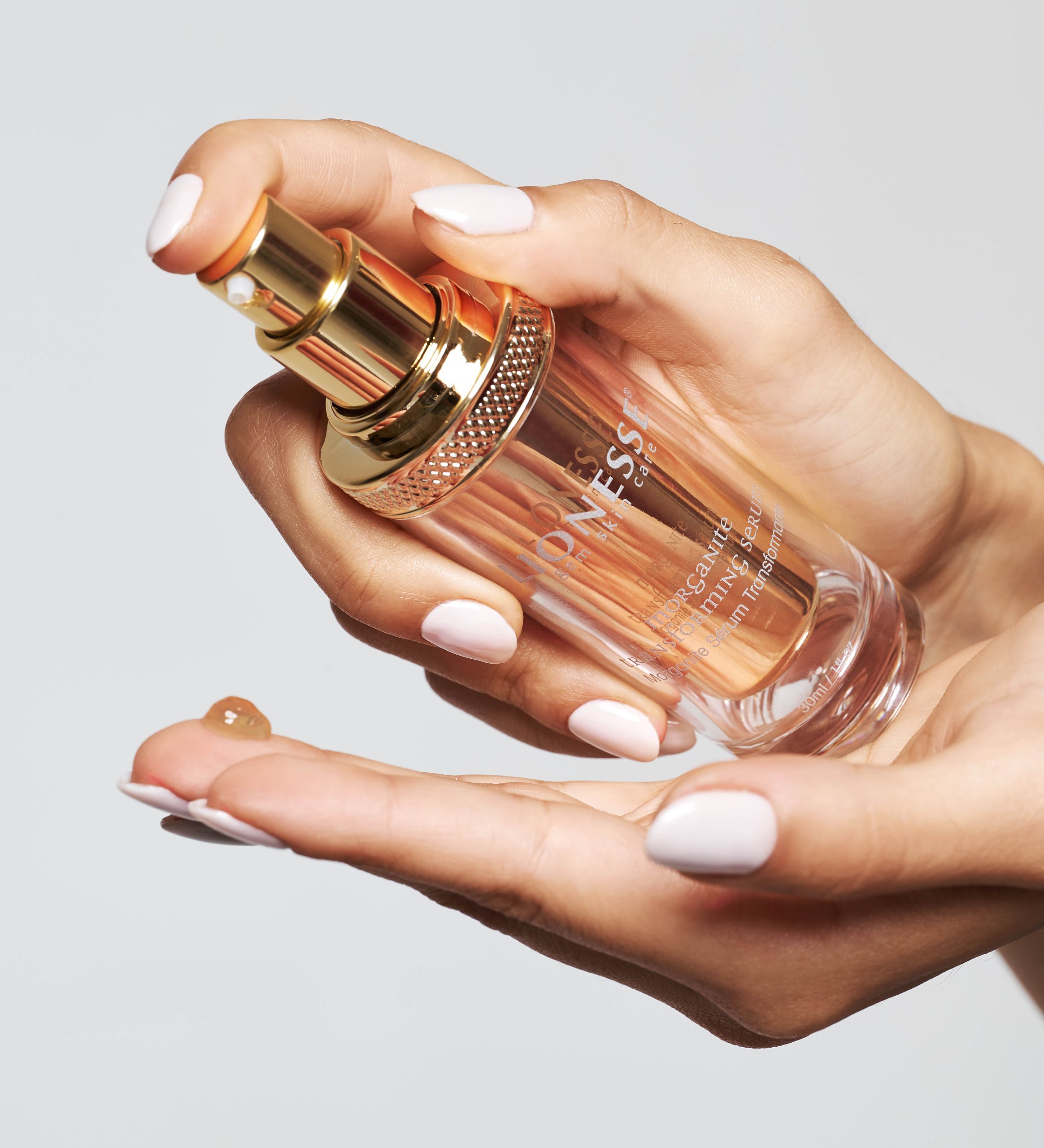 Using Lionesse skincare serum for review